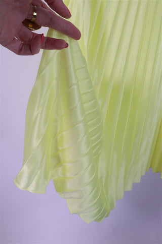 חצאית פליסה ZARA בצהוב מבריק- XS