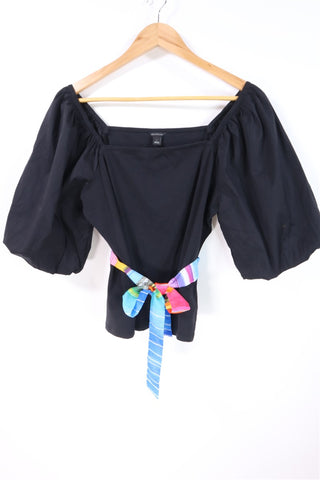 חולצה מעוצבת ANN TAYLOR בשחור- L