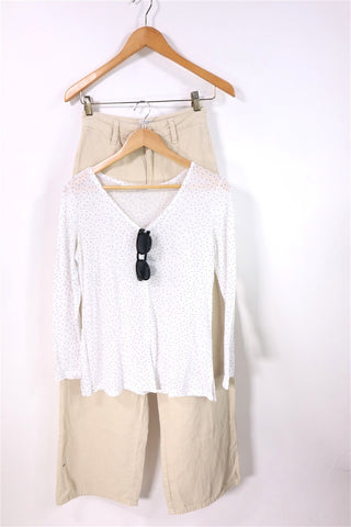 חולצת בייסיק מנוקדת בלבן- M