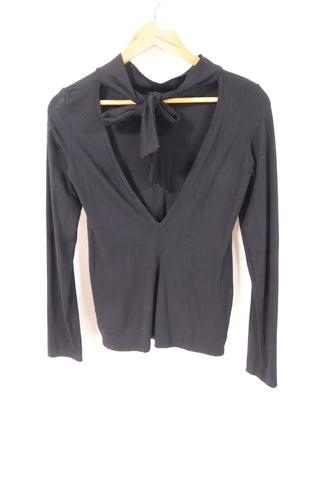 חולצה קשירה מפתח גב בשחור- S-M