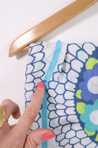 צעיף וינטיג מלבני ופרחוני- OS