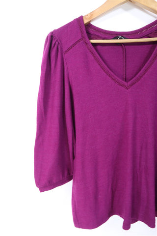 חולצת סריג מעוצבת בסגול- M-L