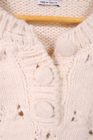 סריג רומנטי מעוצב בשמנת- XS-M