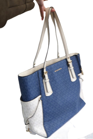 תיק צד מעוצב MICHAEL KORS בכחול ולבן -OS