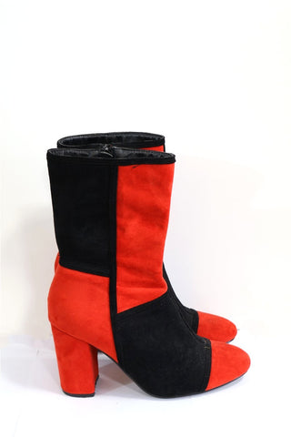 מגף מעוצב באדום ובשחור – מידה 39