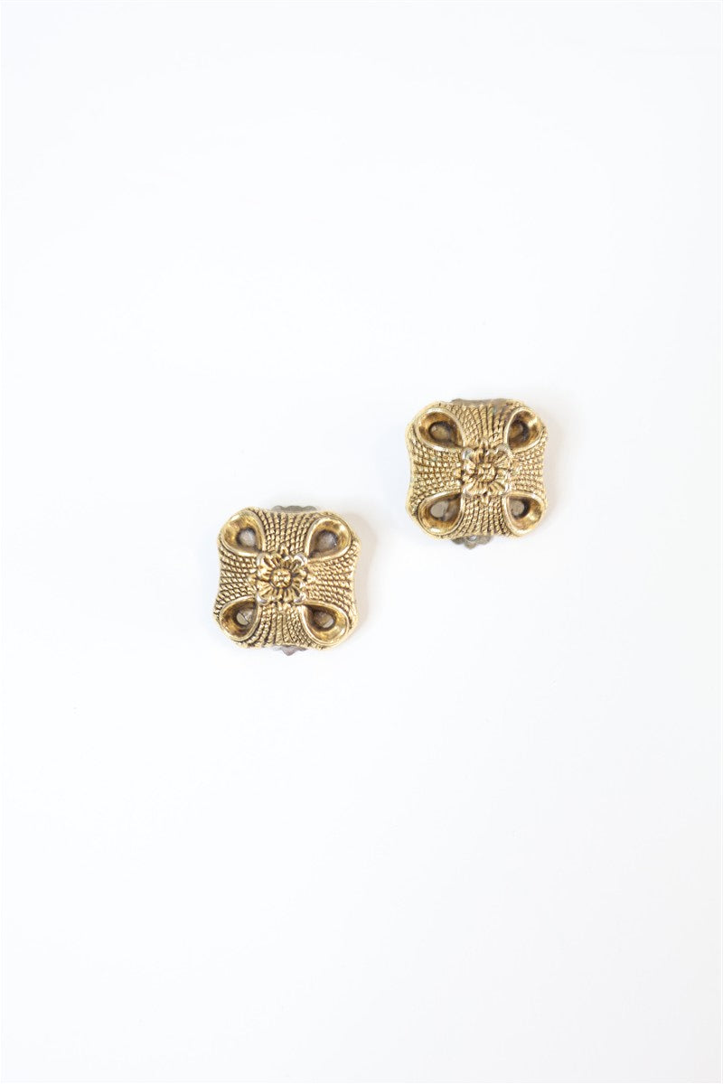 עגילי וינטיג מעוצבים ריבוע מוזהב -OS