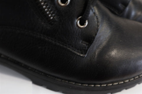 נעלי טראק גבוהות בשחור-מידה 40