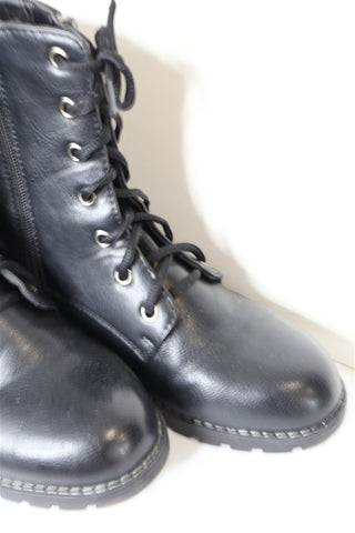 נעלי טראק גבוהות בשחור-מידה 40