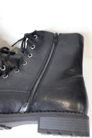 נעלי טראק גבוהות בשחור-מידה 40