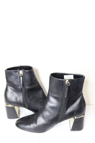 מגפון מיעוצב ZARA שחור- מידה 37