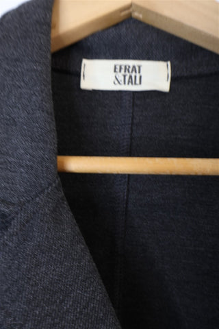 גקט קזואל מעוצב באפור וגינס-M-L