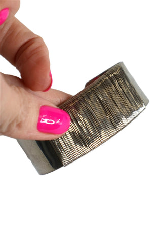 צמיד מתכתי בגוון כסוף- OS