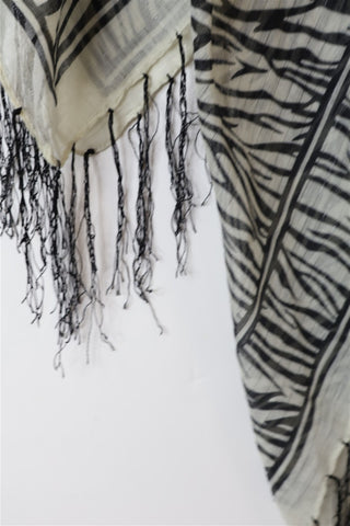 צעיף מלבני בפרינט זברה מנצנץ-OS