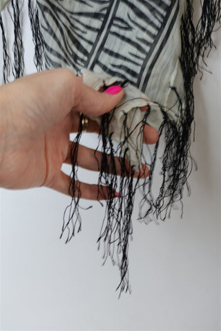 צעיף מלבני בפרינט זברה מנצנץ-OS