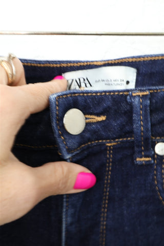 גינס בגזרה ישרה ZARA  כחול כהה - XS