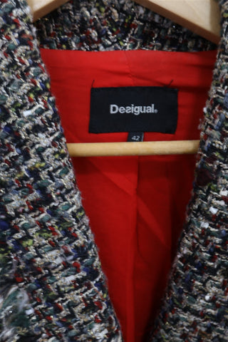 גקט מעוצב DESIGUAL בגווני אדום וכחול- L