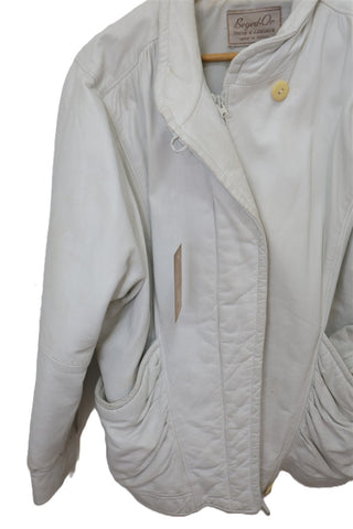 מעיל גקט עור וינטיג בלבן- M-L