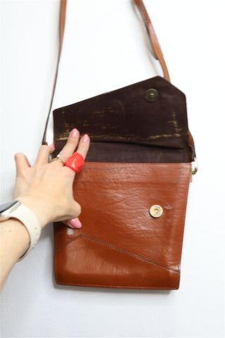 תיק עור וינטיג צדדי בחום חמרה - OS