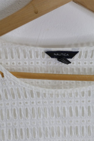חולצה מעוצבת NAUTICA בלבן - S-M
