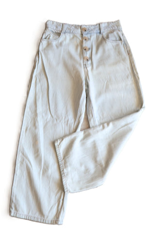 מכנסי ג'ינס מתרחבים  ZARA בתכלת לבן - S-M