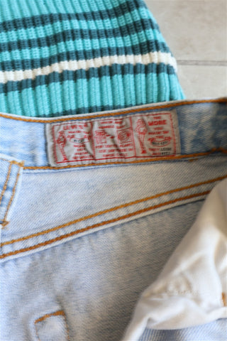 מכנסי שורט ג'ינס וינטיג  LEVIS בתכלת - S