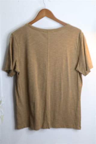 חולצת טי שרט בסגנון וואש עדין בכאמל - L-XL
