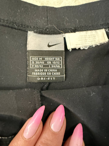 מכנסי ספורט NIKE בשחור אפור - M