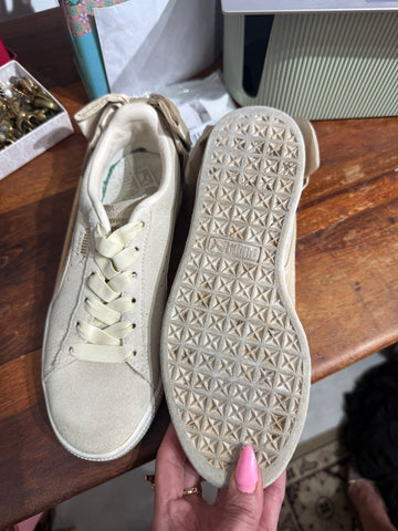 סניקרס PUMA בניוד עם פפיון-מידה 36