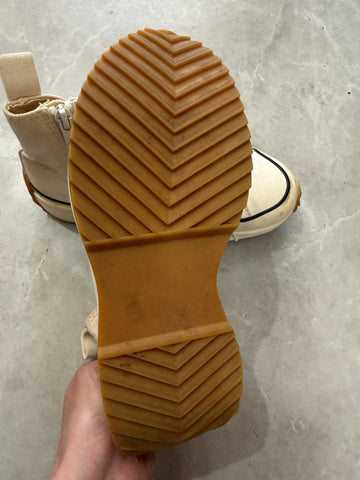 סניקרס  פלטפורמה בשמנת STEVE MADDEN - מידה 38