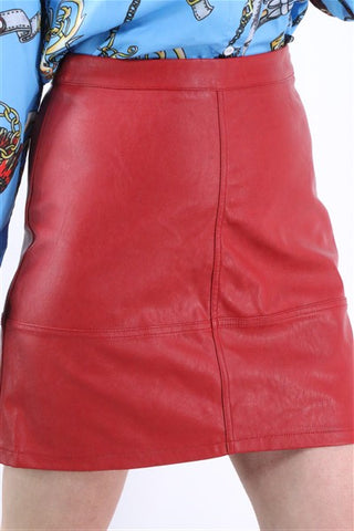 חצאית מיני דמוי עור באדום- S