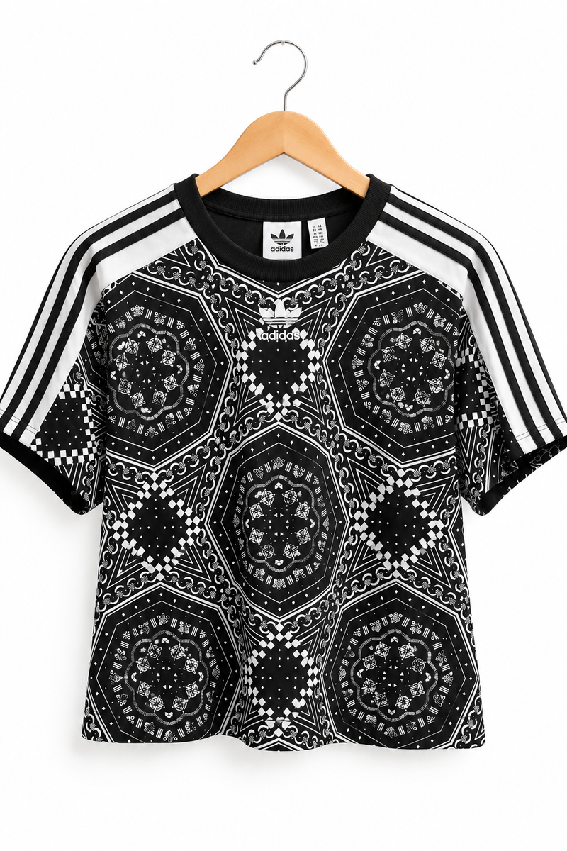 חולצת טי שרט קרופ ADIDAS אתנית בשחור- M-L