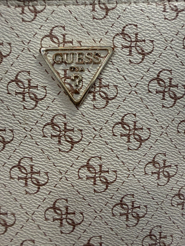 תיק צד GUESS לבן - OS