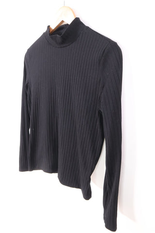 חולצת בייסיק מיני גולף בשחור- M