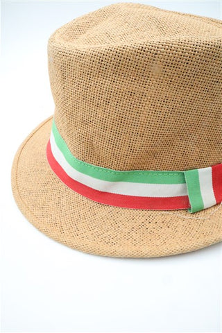 כובע קש מעוצב עם פס צבעוני