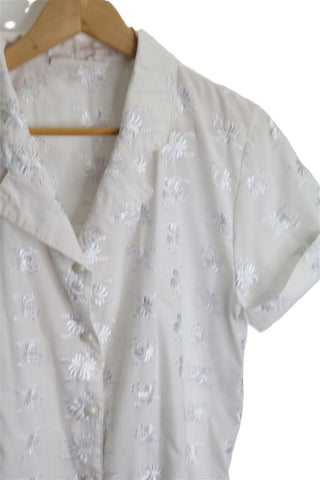 חולצת וינטיג רקומה בלבן - L-XL