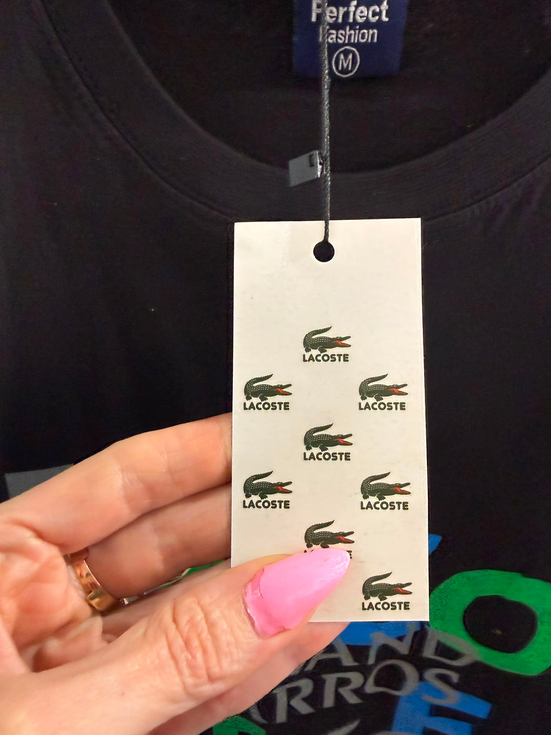 חולצת טי שרט חדשה LACOSTE  בשחור - M-L, תמונה 2