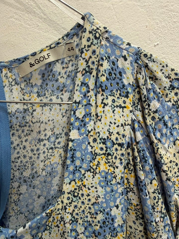 שמלה בובתית פרחונית בכחול- L-XL