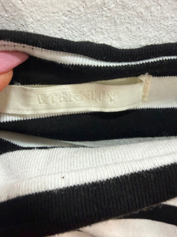 טופ פסים בשחור לבן- XS