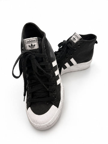 סניקרס פלטפורמה ADIDAS  גבוהות בשחור - מידה 39.5