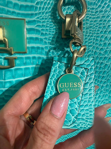 תיק  GUESS בטורקיז- OS