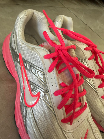 נעל סניקרס NIKE בלבן וורוד - מידה 36.5
